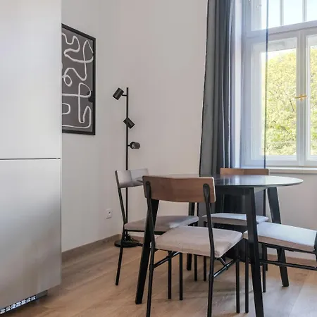Blueground Kosire View Nr Strahov Monastery Prg-102 아파트