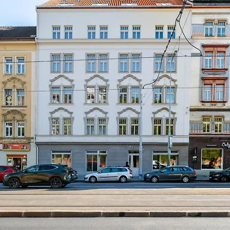 아파트 Blueground Kosire View Nr Strahov Monastery Prg-102 프라하